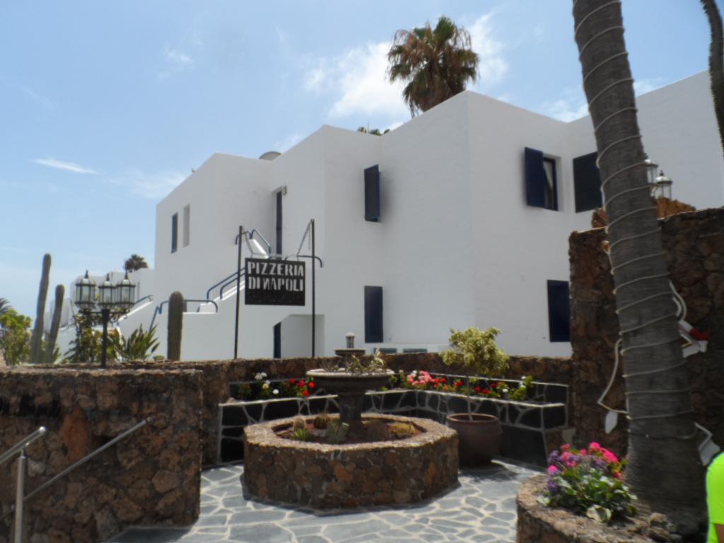 Habitaciones Residencial Corralejo Centro Playa Extérieur photo