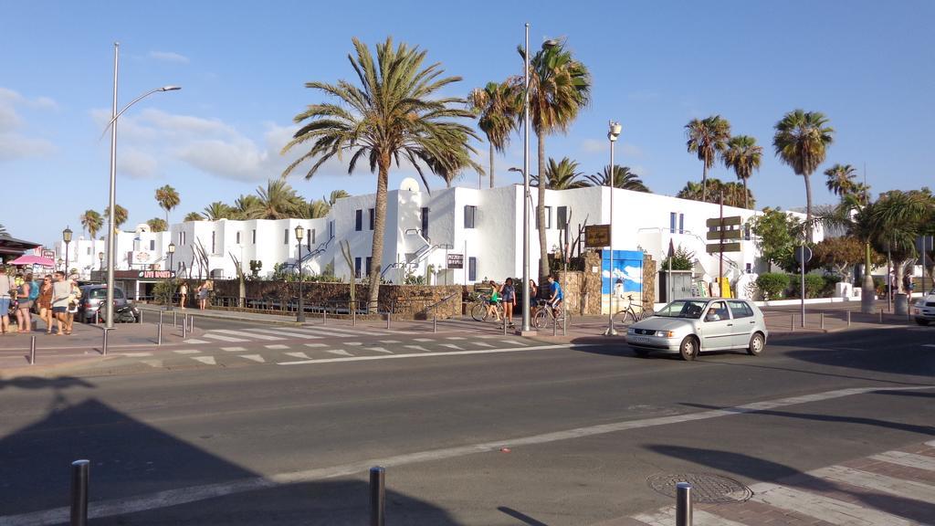 Habitaciones Residencial Corralejo Centro Playa Extérieur photo